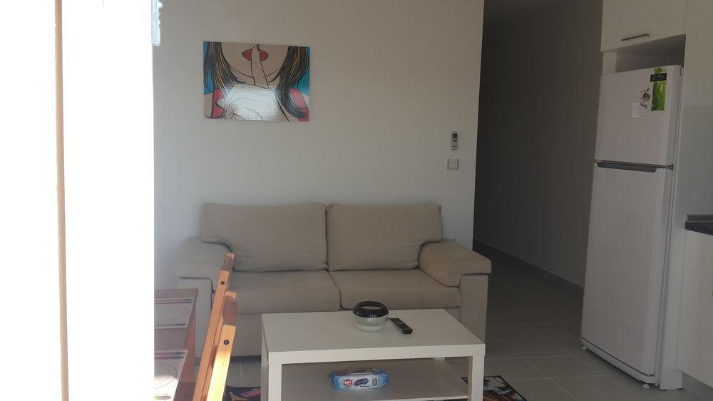 Kasinn Apart Beyaz Bagian luar foto